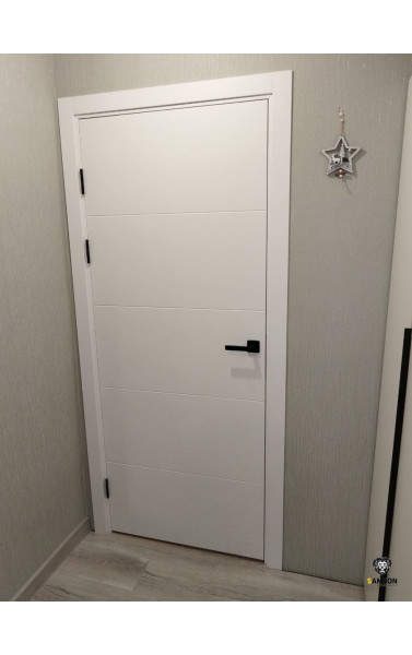 Межкомнатная дверь Граффити-2.Д.П Вайт Силк РАЛ 9003 ПЭТ Глухая Браво. Размер 200x60 см